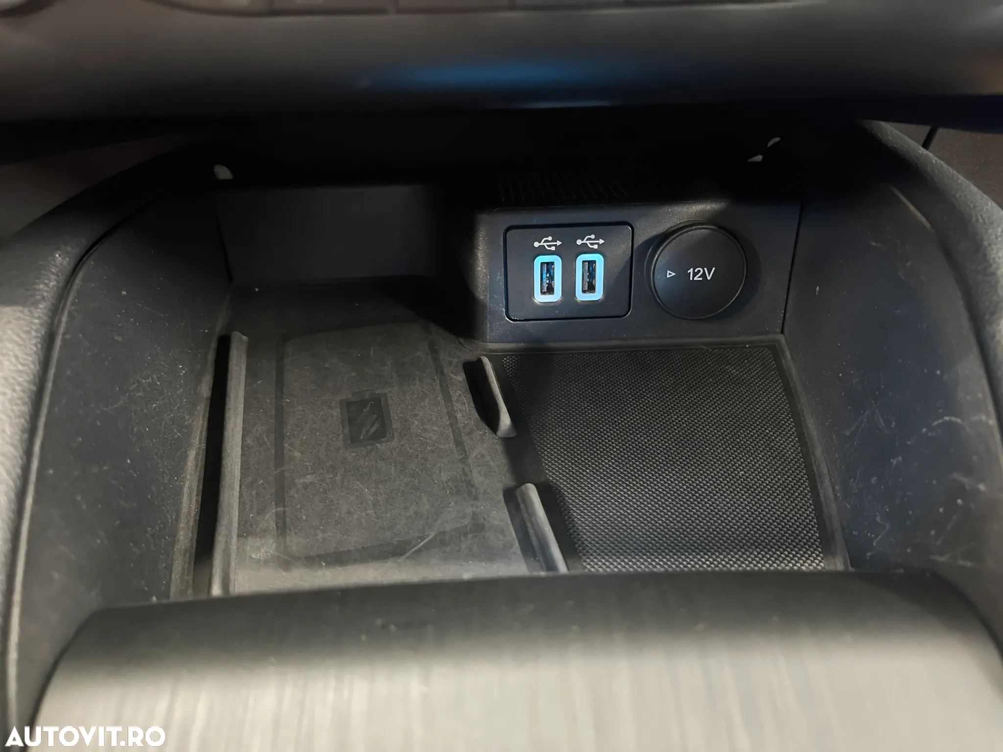 Ford Kuga 1.5 EcoBlue Aut. TITANIUM - 24