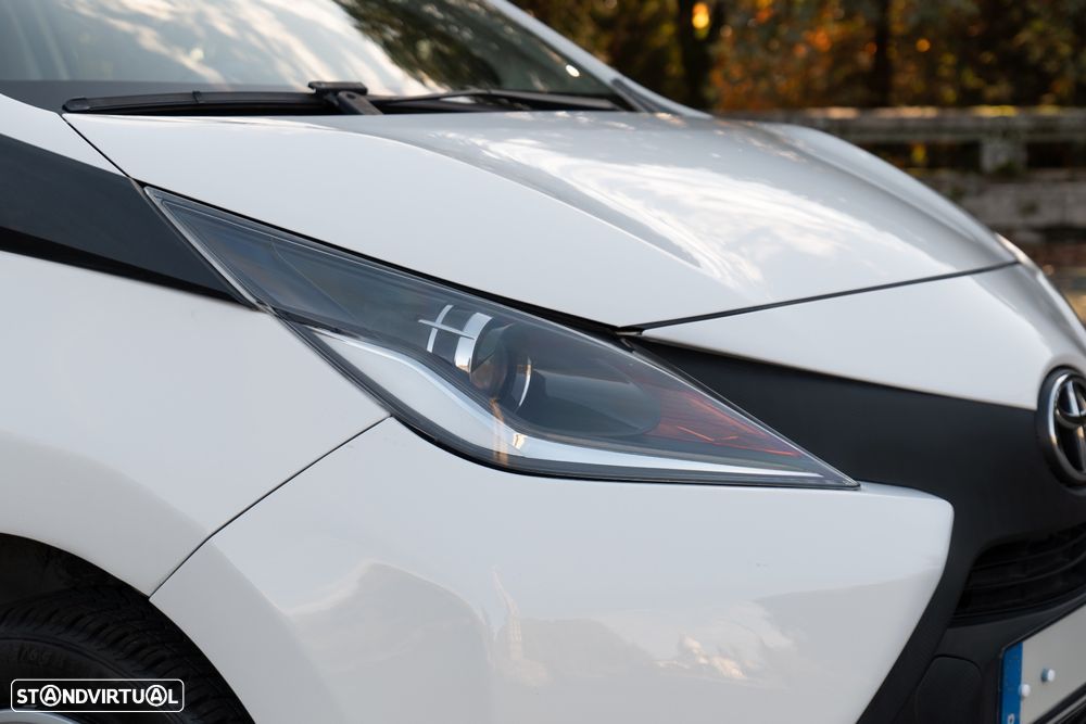 Toyota Aygo x-play Eco - 5