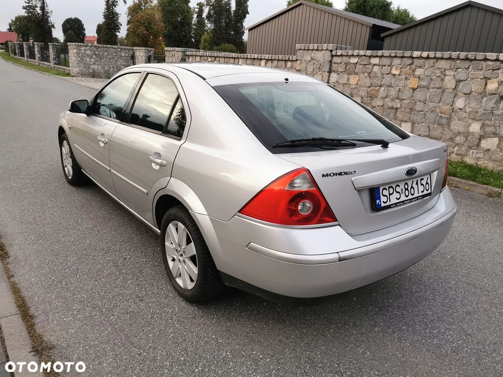 Ford Mondeo 1.8 Viva - 11