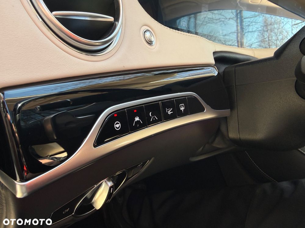 Mercedes-Benz Klasa S 400 d 4-Matic L 9G-TRONIC - 25