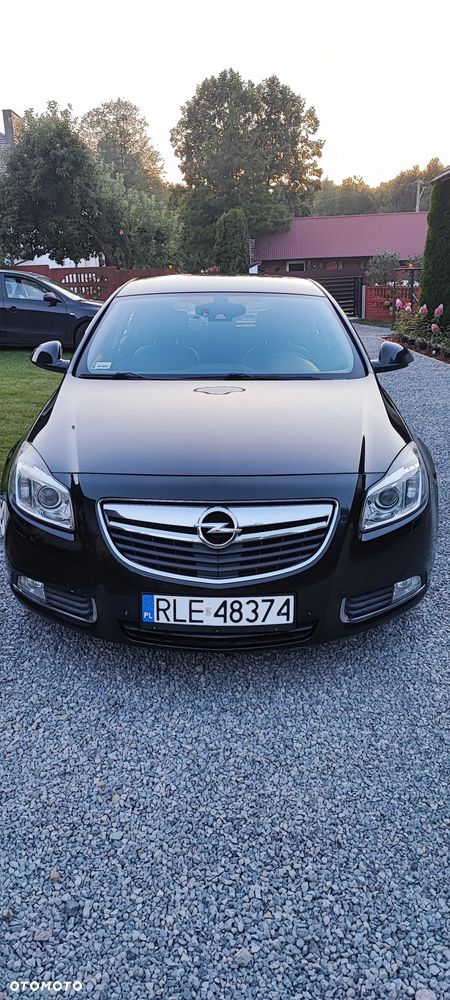 Opel Insignia - 1
