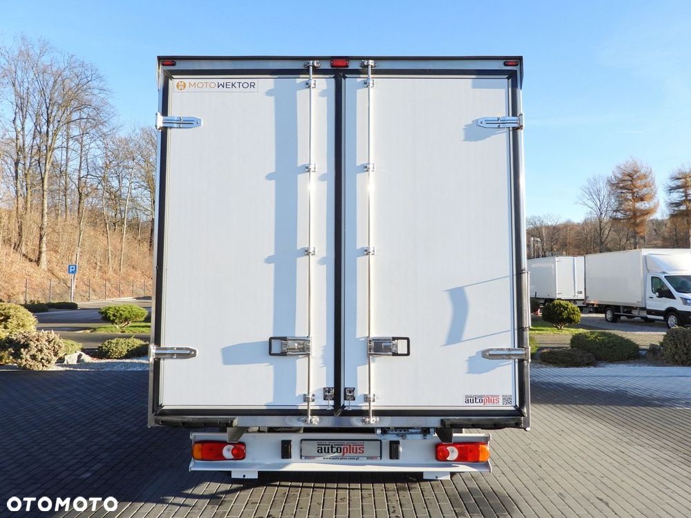 Peugeot BOXER CHŁODNIA KONTENER 0*C 8 PALET TEMPOMAT LEDY KLIMATYZACJA  165KM - 12