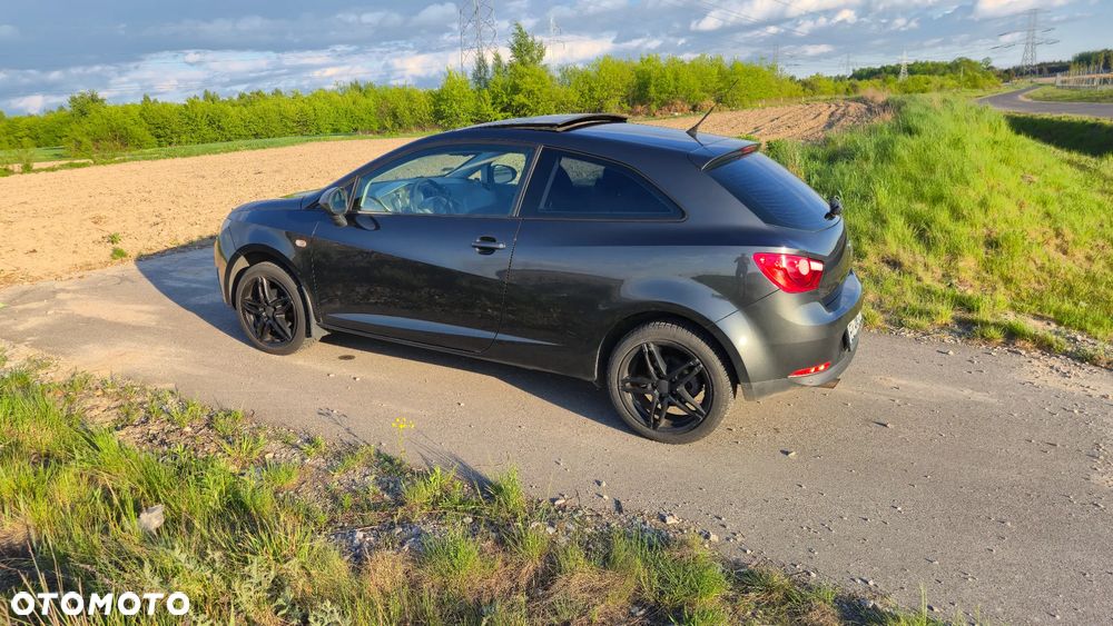 Seat Ibiza SC 1.6 16V Sport - 11