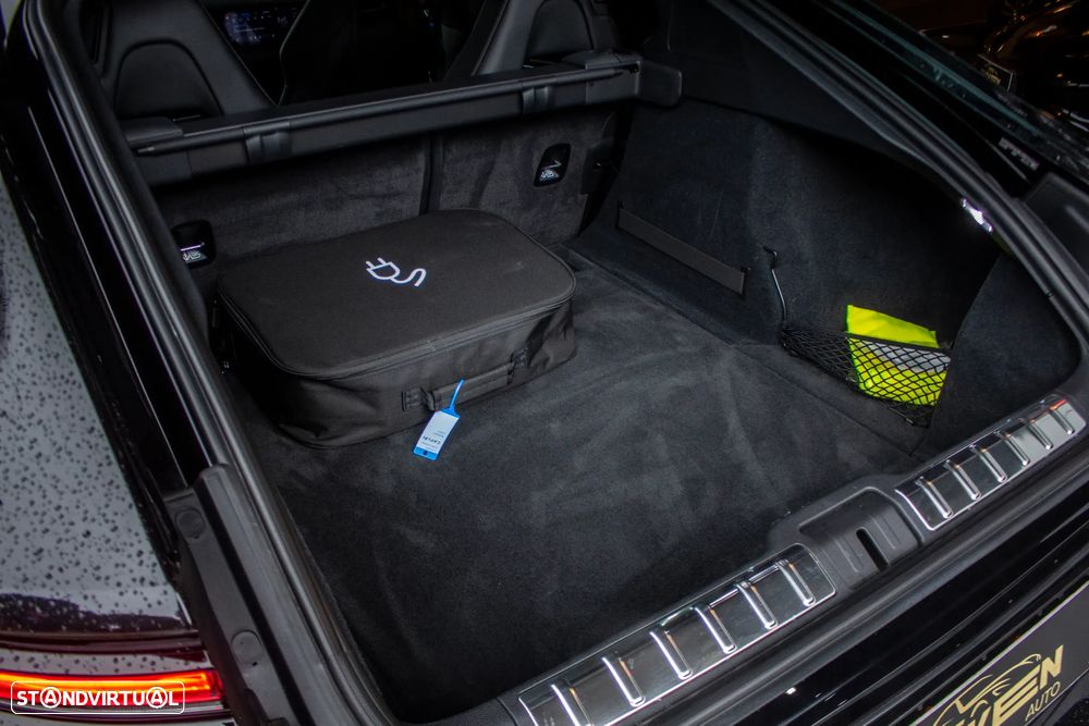 Porsche Panamera 4S E-Hybrid - 35