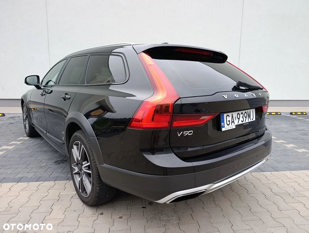 Volvo V90 Cross Country D5 AWD - 8
