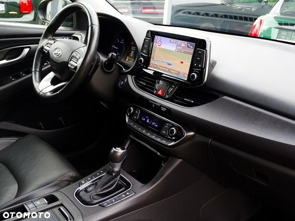 Hyundai i30 1.6 CRDI Premium DCT - 21