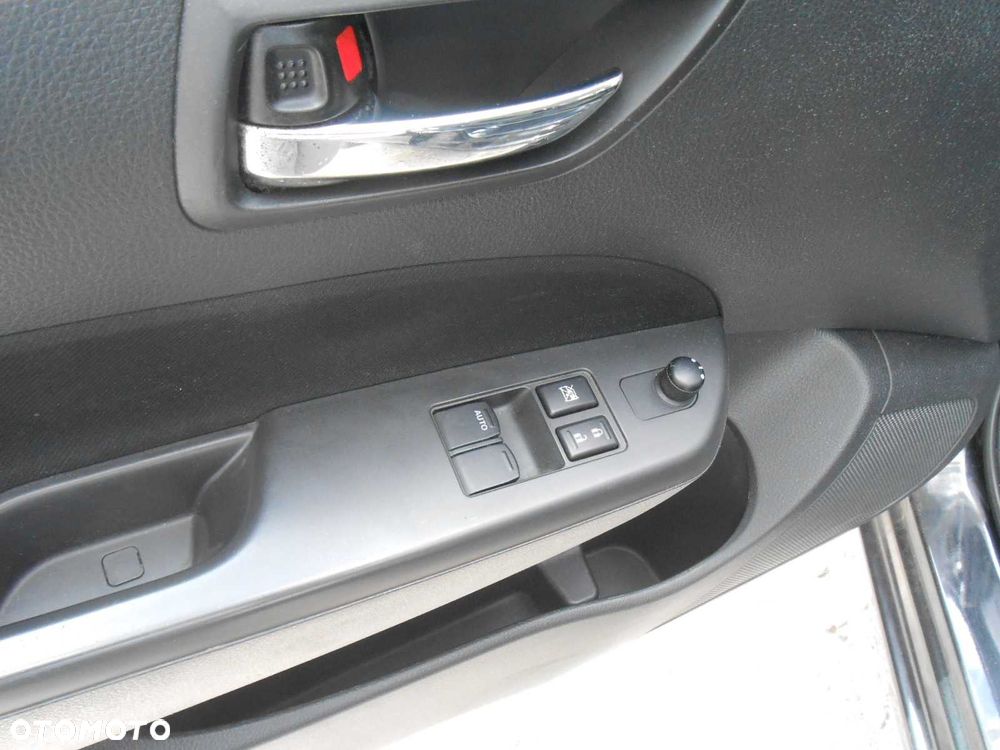Suzuki Swift - 7