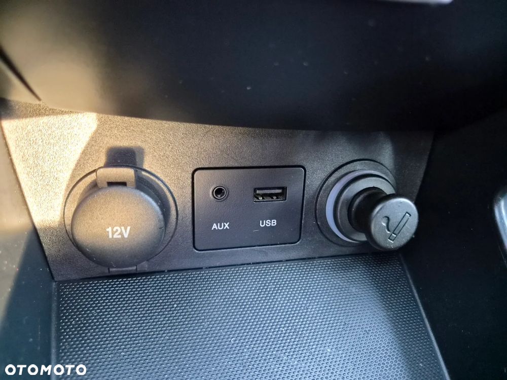 Kia Ceed 1.6 CRDi 90 Vision - 17