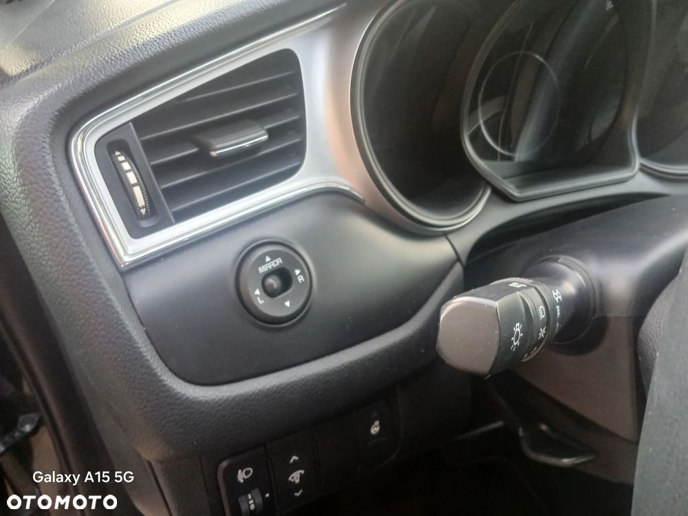 Kia Ceed - 12