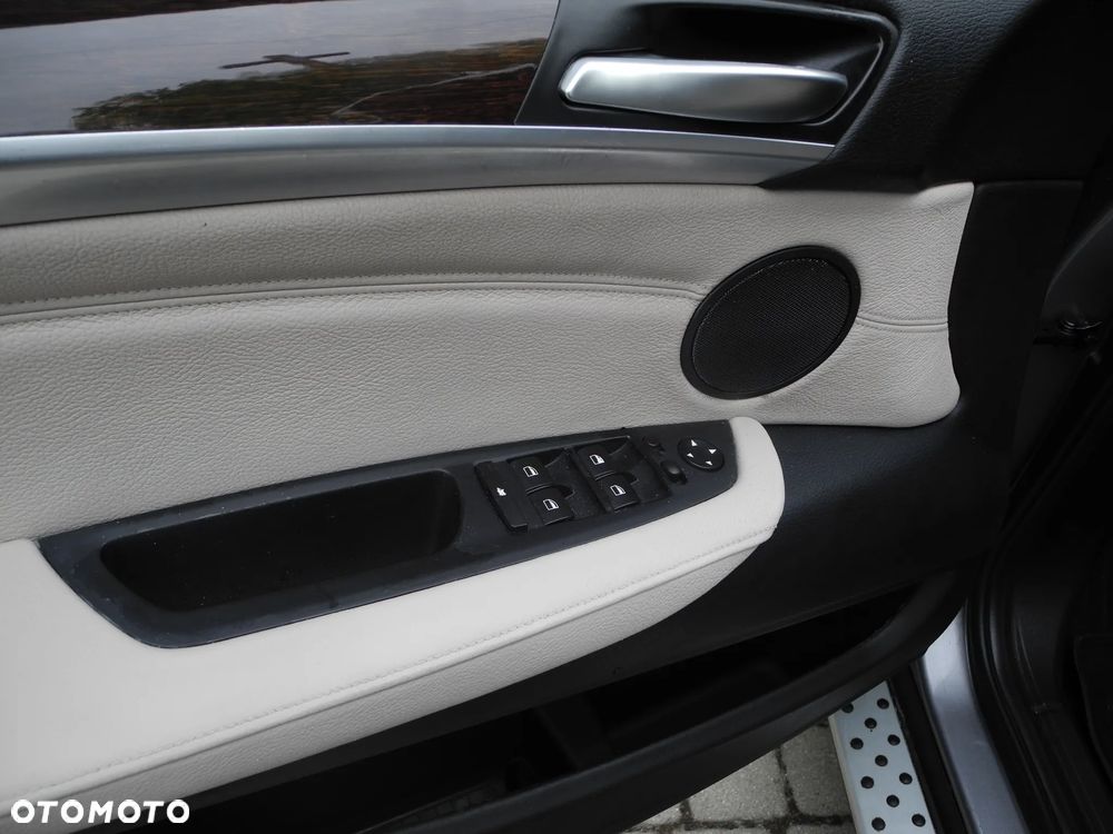 BMW X6 xDrive35i M Sport Edition - 23