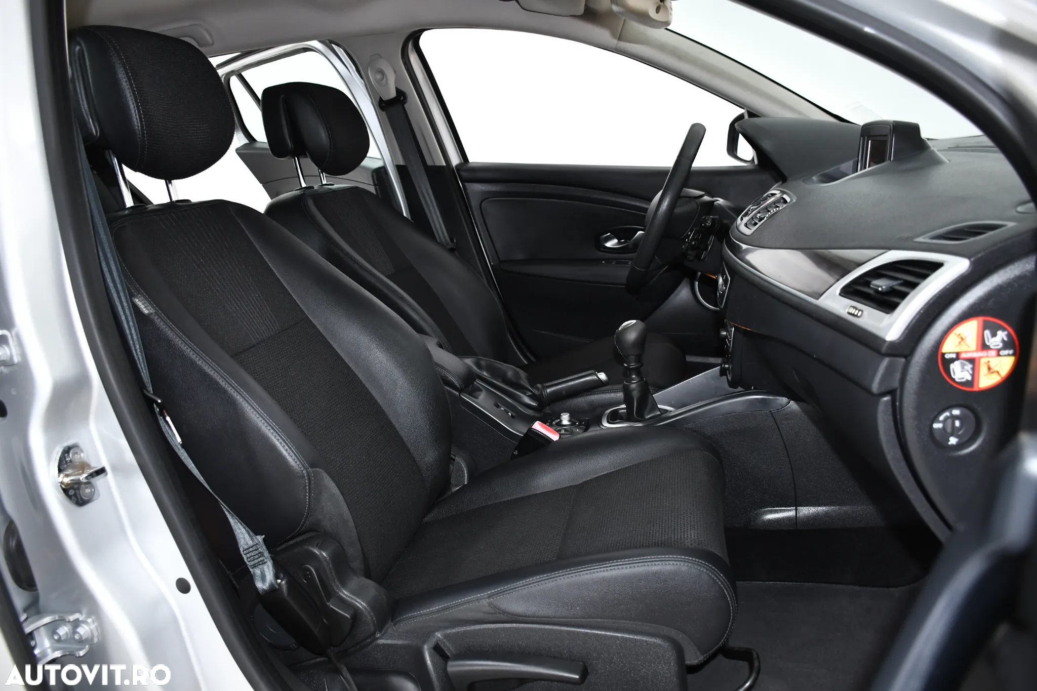 Renault Megane 1.5 dCi Expression - 13