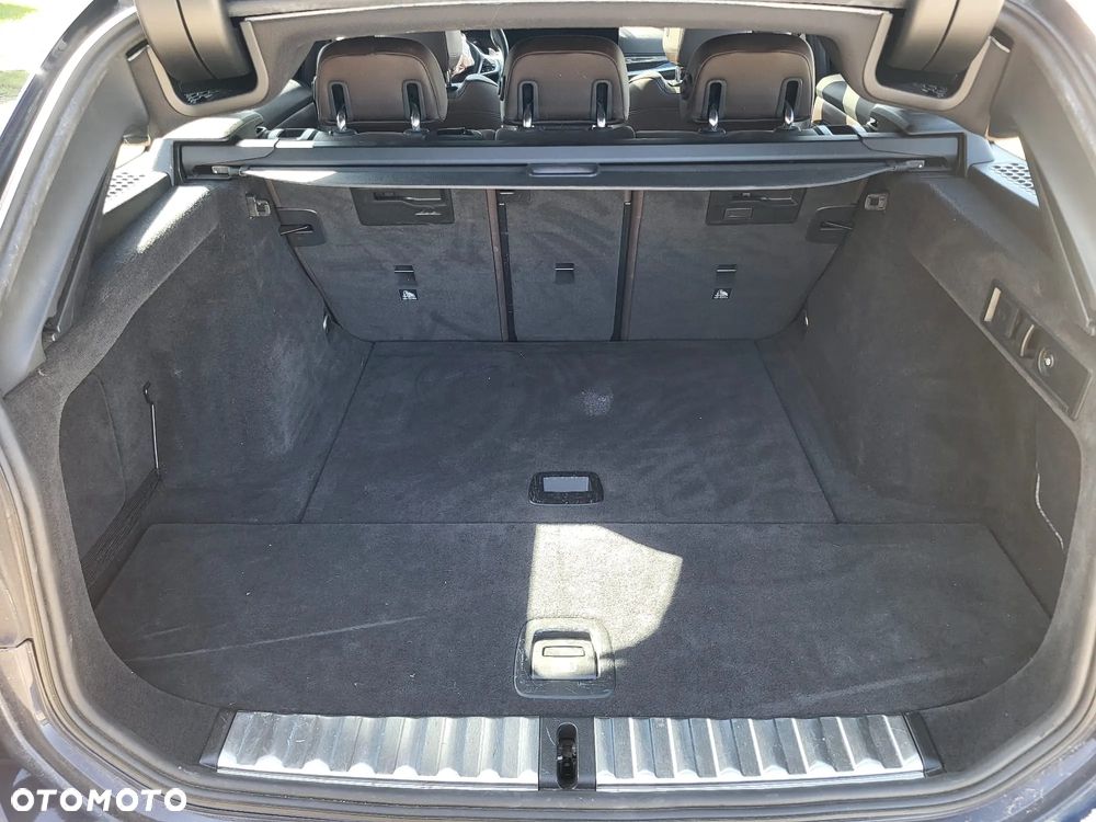 BMW Seria 3 M340d xDrive - 31