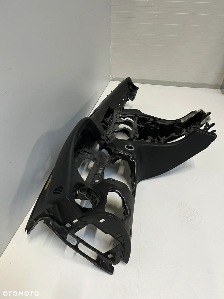 ORYGINALNA DESKA ROZDZIELCZA KONSOLA KOKPIT MERCEDES W205 C - 3