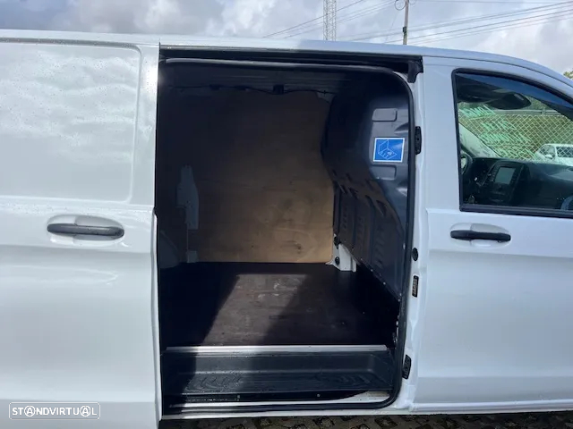 Mercedes-Benz VITO 114 CDI CAIXA AUT. LONGA - 8