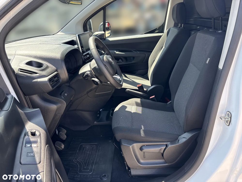 Toyota PROACE CITY 1.5 D-4D STANDARD 2,0T ACTIVEIVE - 10