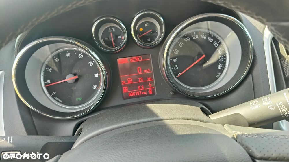Opel Astra 1.4 Turbo Innovation - 14