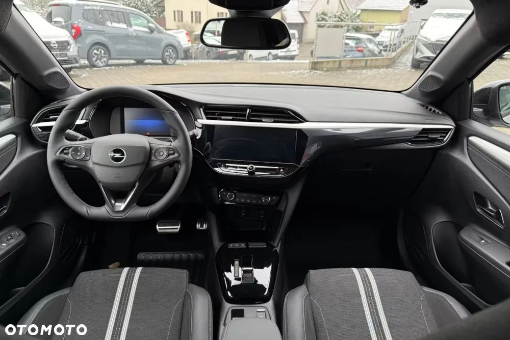 Opel Corsa 1.2 GS S&S - 8