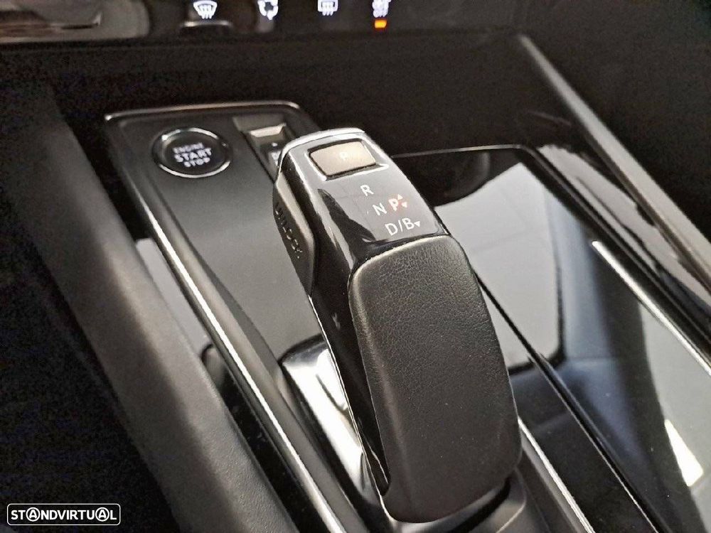 Peugeot 508 1.6 Hybrid Allure e-EAT8 - 24