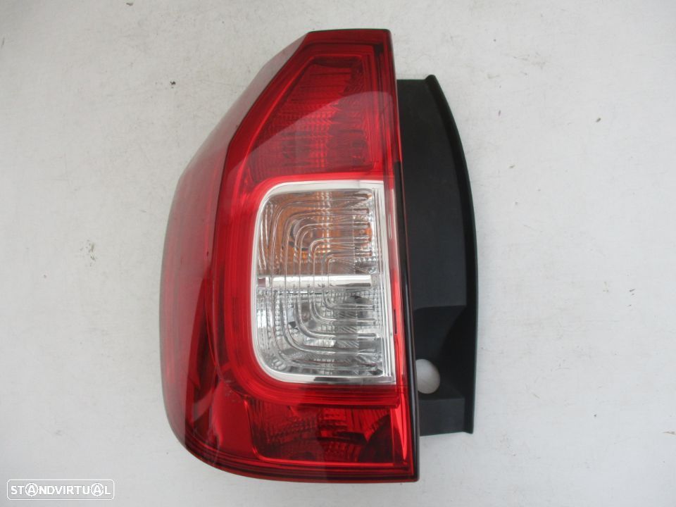 Farolim Farol Trás Esquerdo / direito  Dacia Logan Mcv 2013 A 2016 (novo) - 2