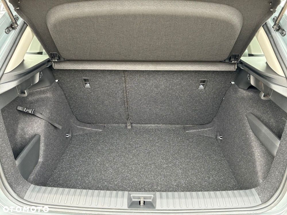 Skoda Kamiq 1.0 TSI Essence - 17