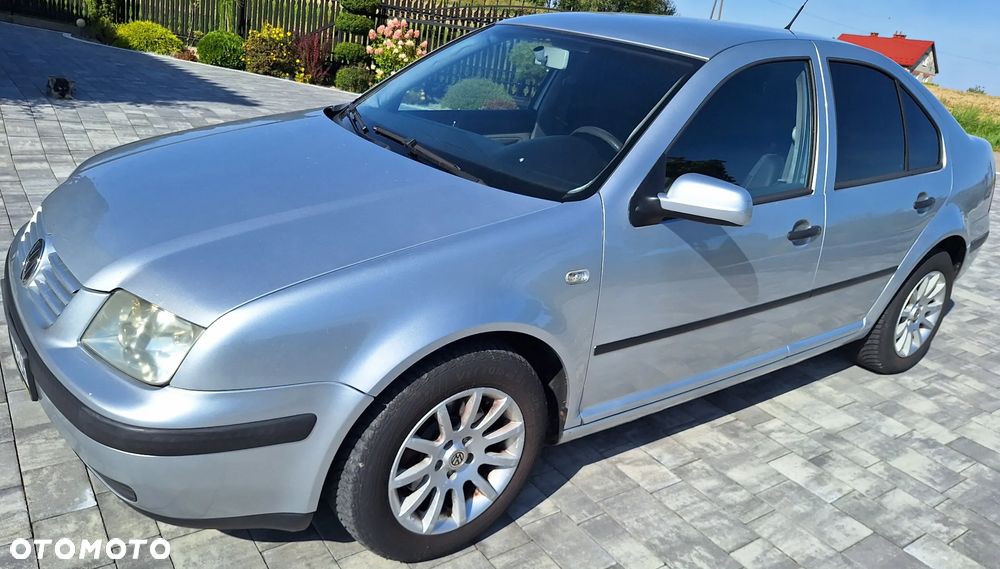 Volkswagen Bora - 2