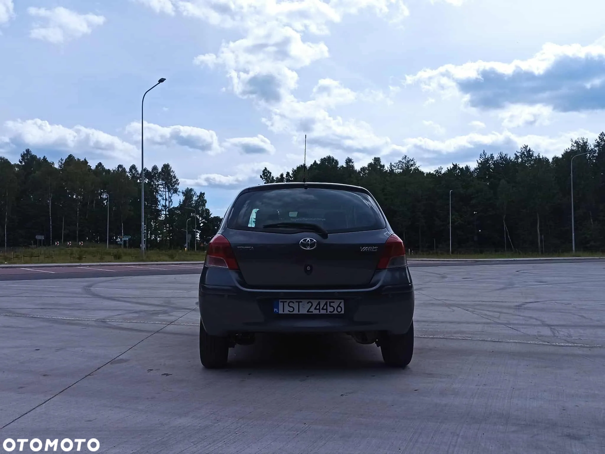 Toyota Yaris 1.4 D-4D Luna - 4