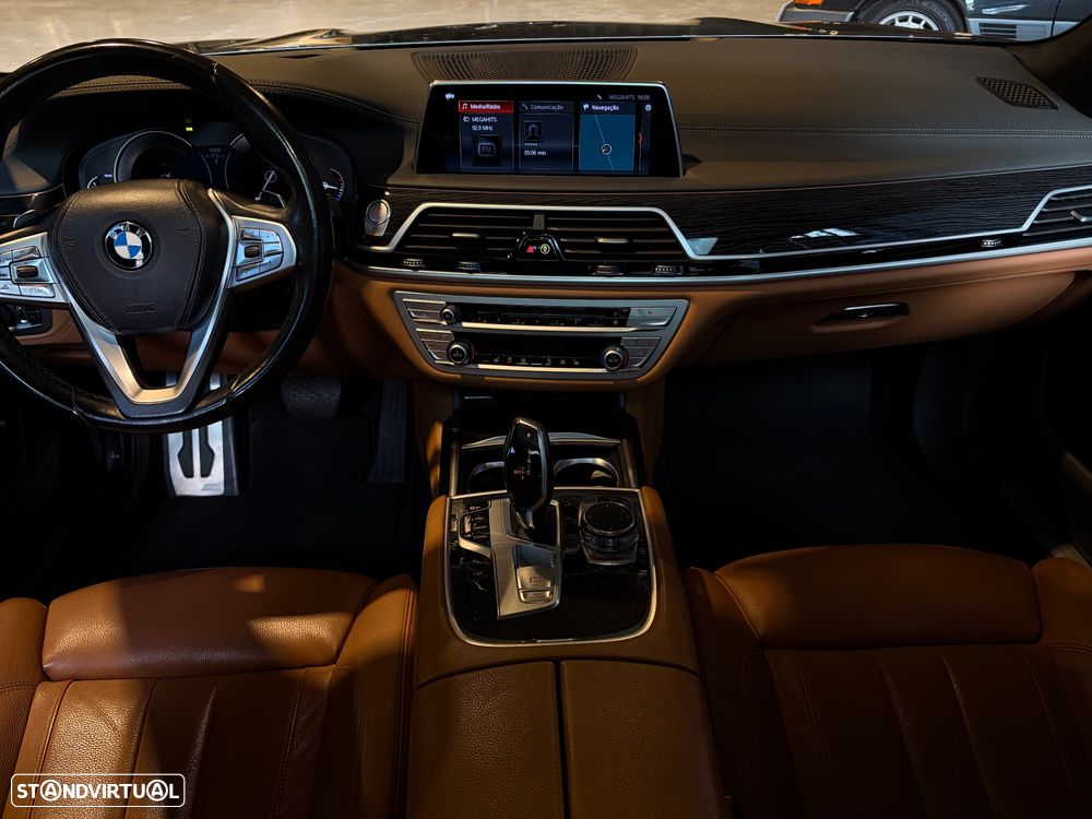 BMW 730 d Pack M Auto - 14
