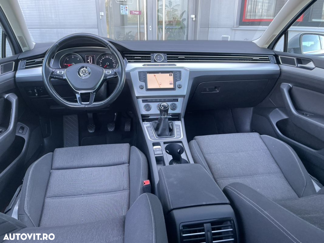 Volkswagen Passat Variant 2.0 TDI 4Motion Comfortline - 16