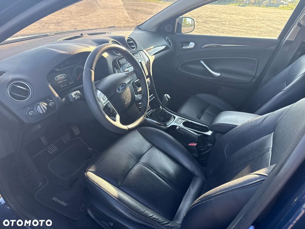 Ford Mondeo 2.0 TDCi Ghia - 8