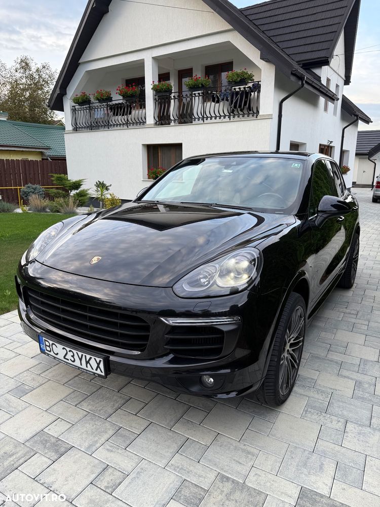 Porsche Cayenne - 3