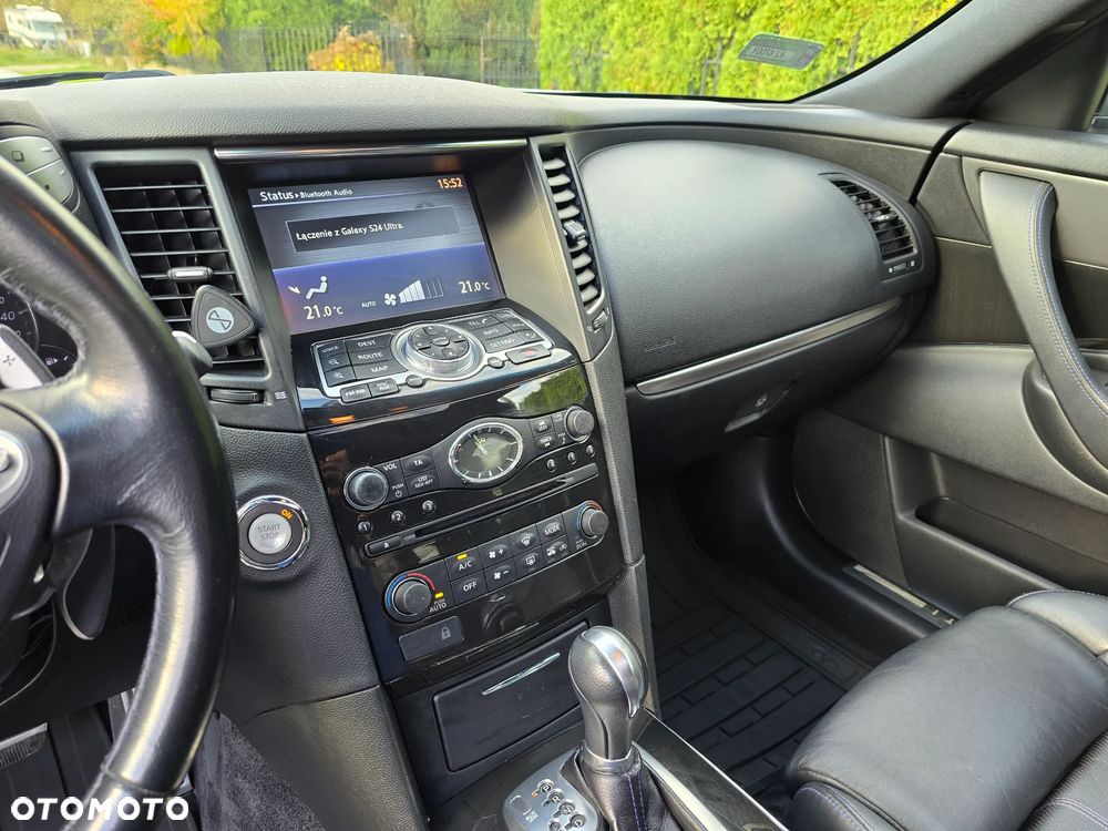 Infiniti Q70 3.0d S Premium - 19