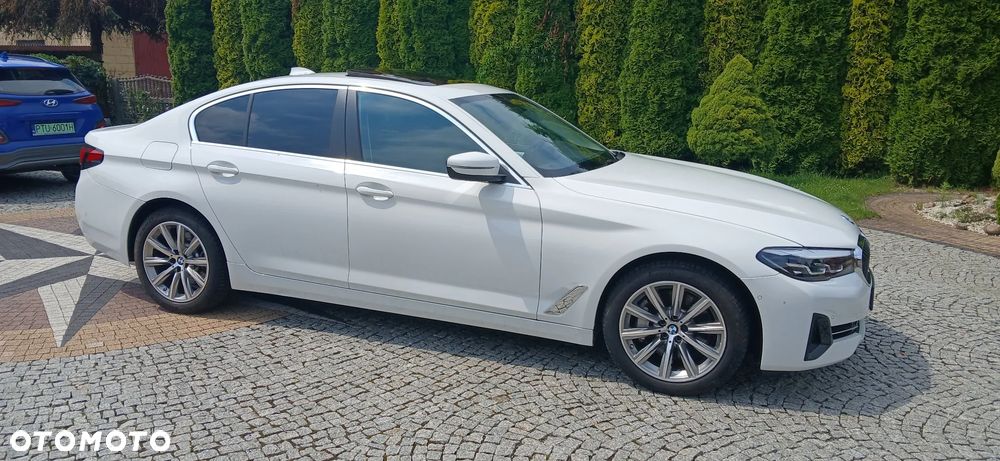BMW Seria 5 530i GPF Luxury Line sport - 11