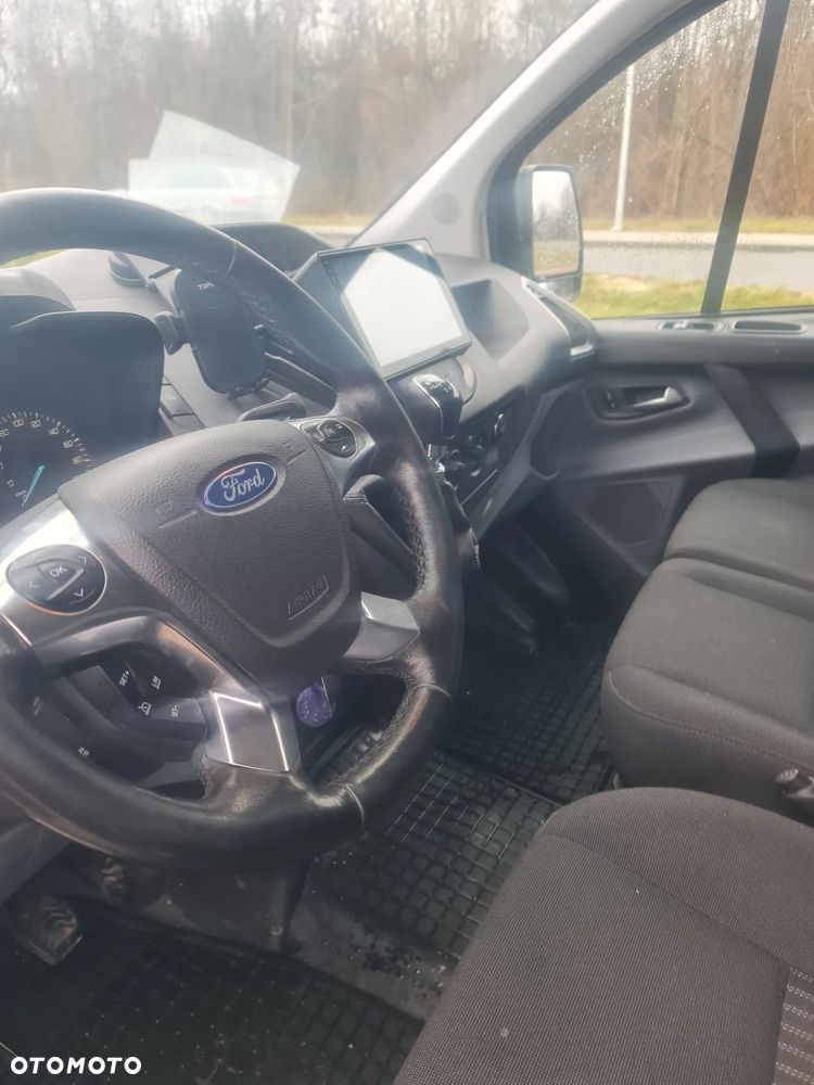 Ford Transit Custom - 12