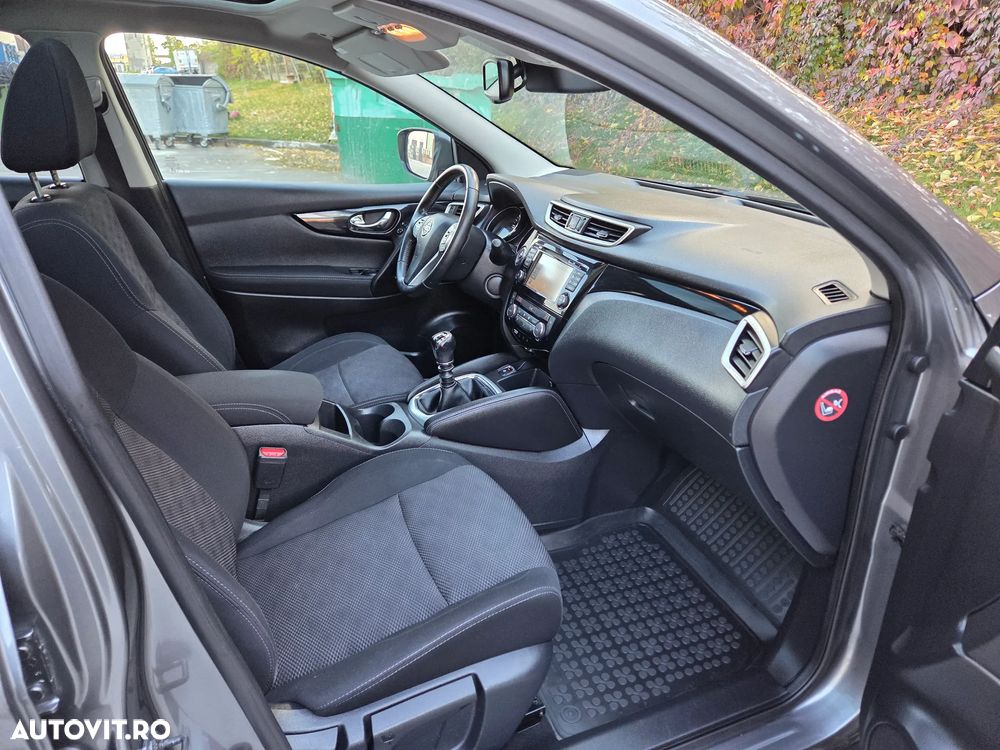 Nissan Qashqai 1.6 DCI Start/Stop N-Connecta - 24
