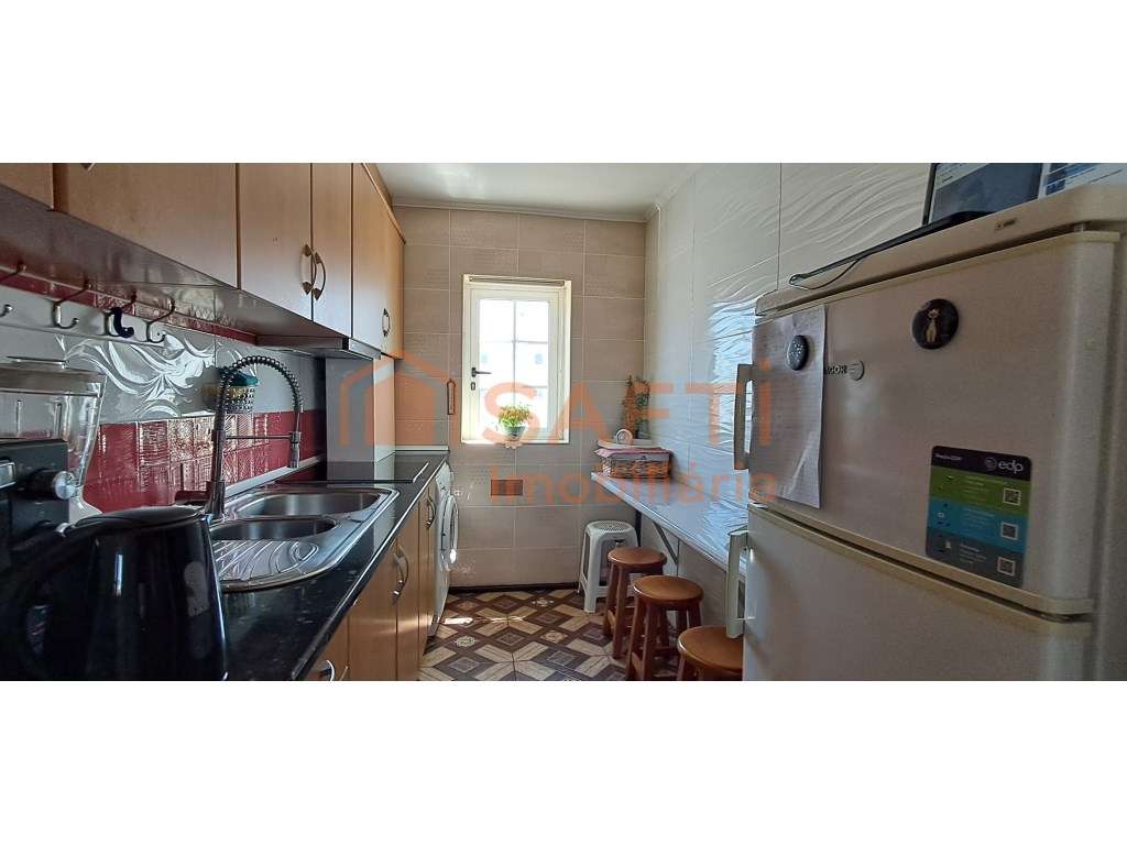 Apartamento T2, centro da Marinha Grande - Grande imagem: 5/24