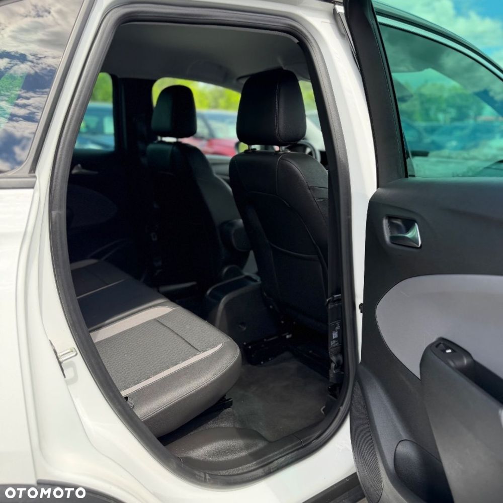 Opel Crossland X - 32