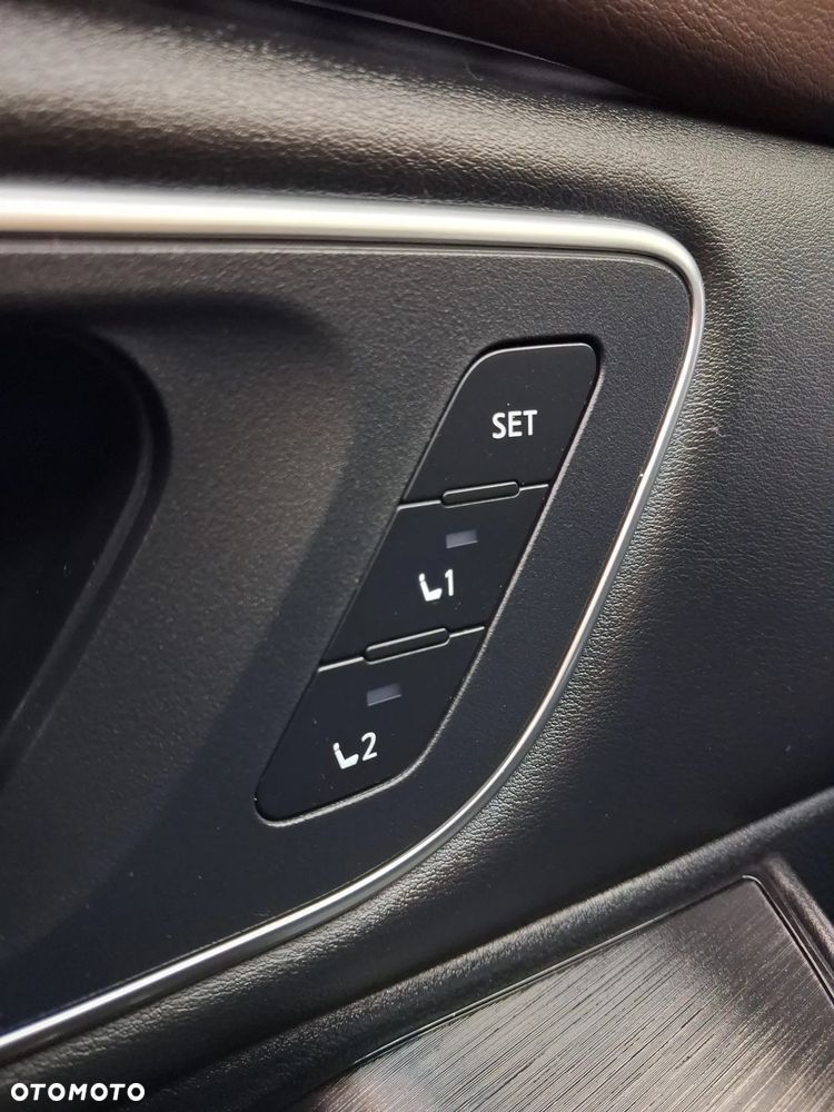 Nissan X-Trail 1.5 VC-T MHEV Tekna 2WD Xtronic - 17