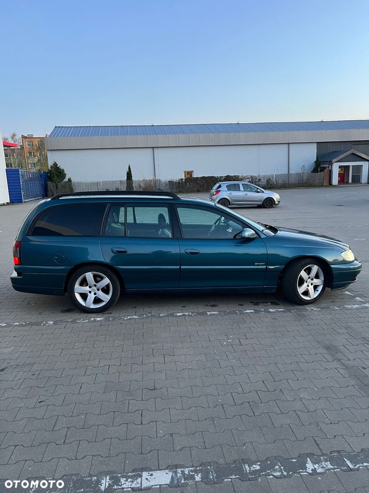 Opel Omega 3.2 Sport - 2
