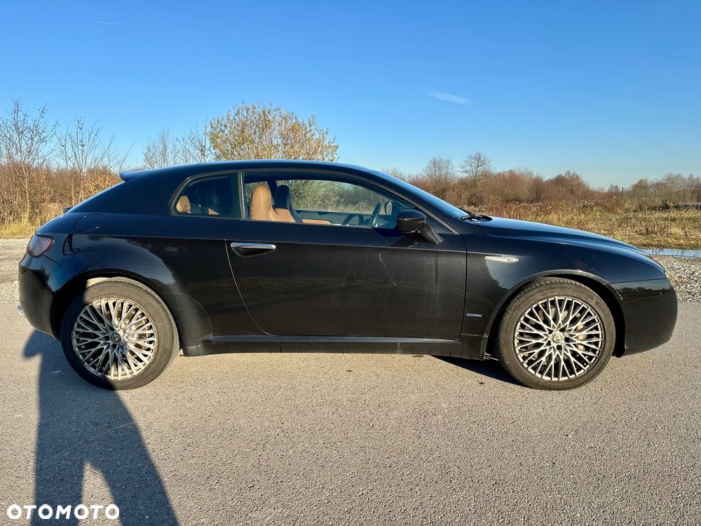 Alfa Romeo Brera - 5