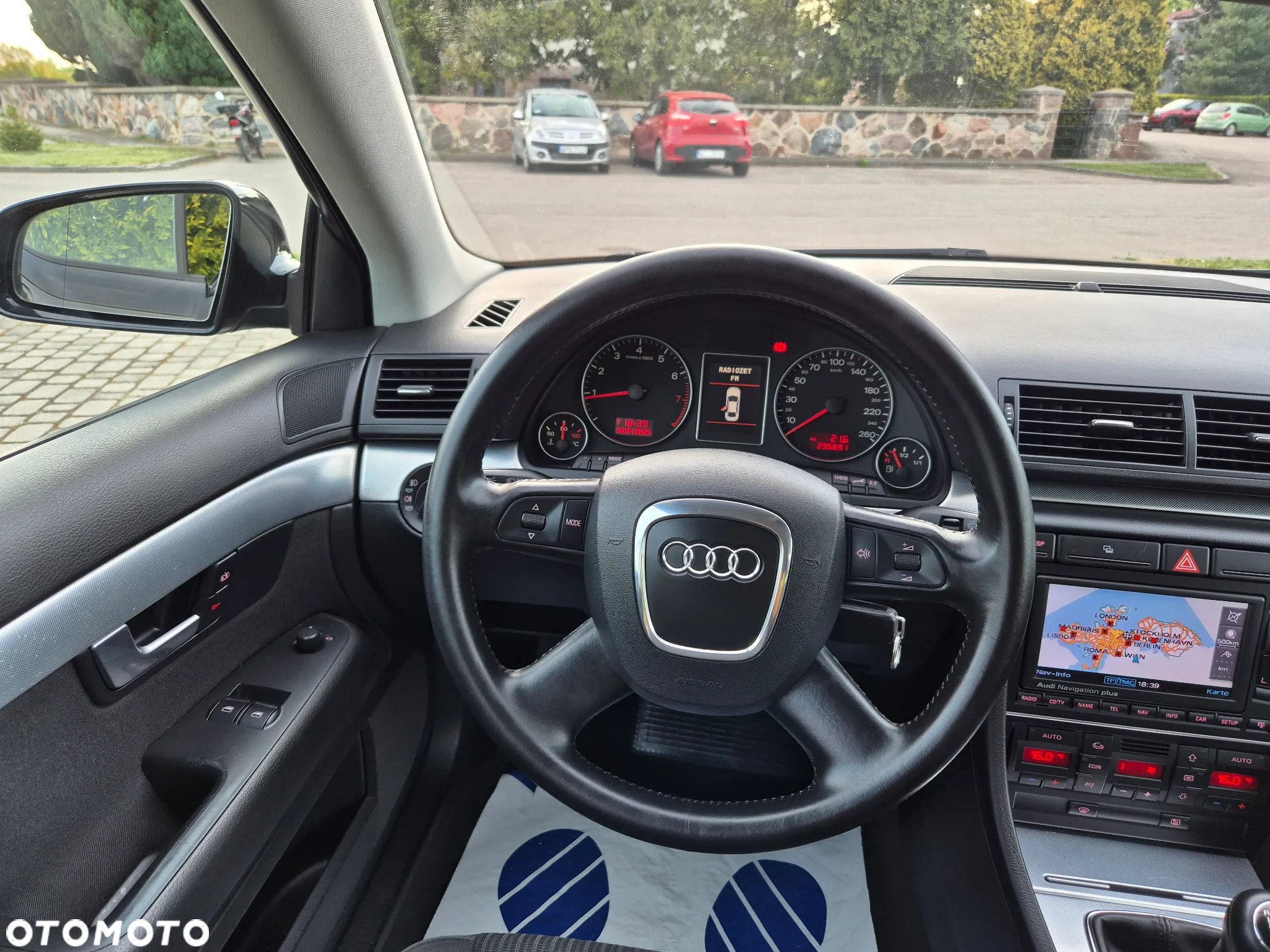 Audi A4 Avant 1.8T Quattro - 30