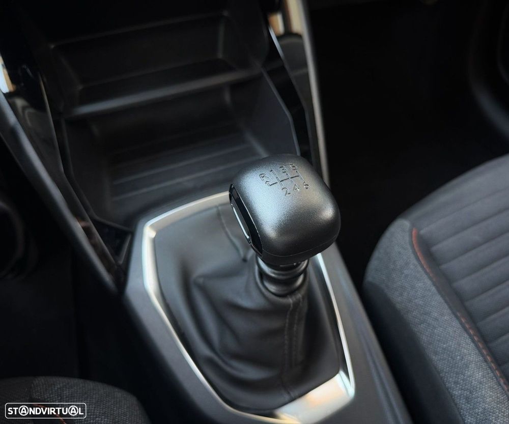 Peugeot 208 1.2 PureTech Active - 20