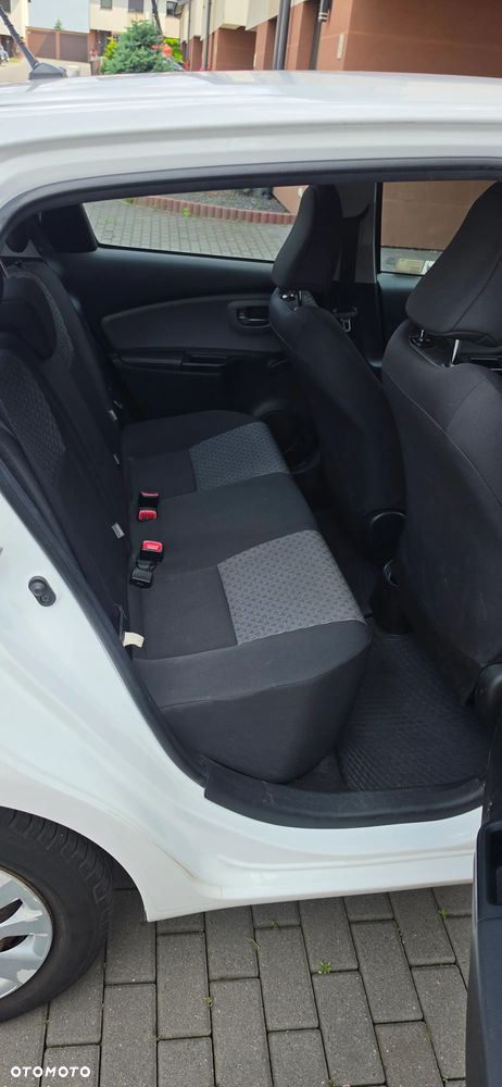 Toyota Yaris 1.33 Active EU6 - 8