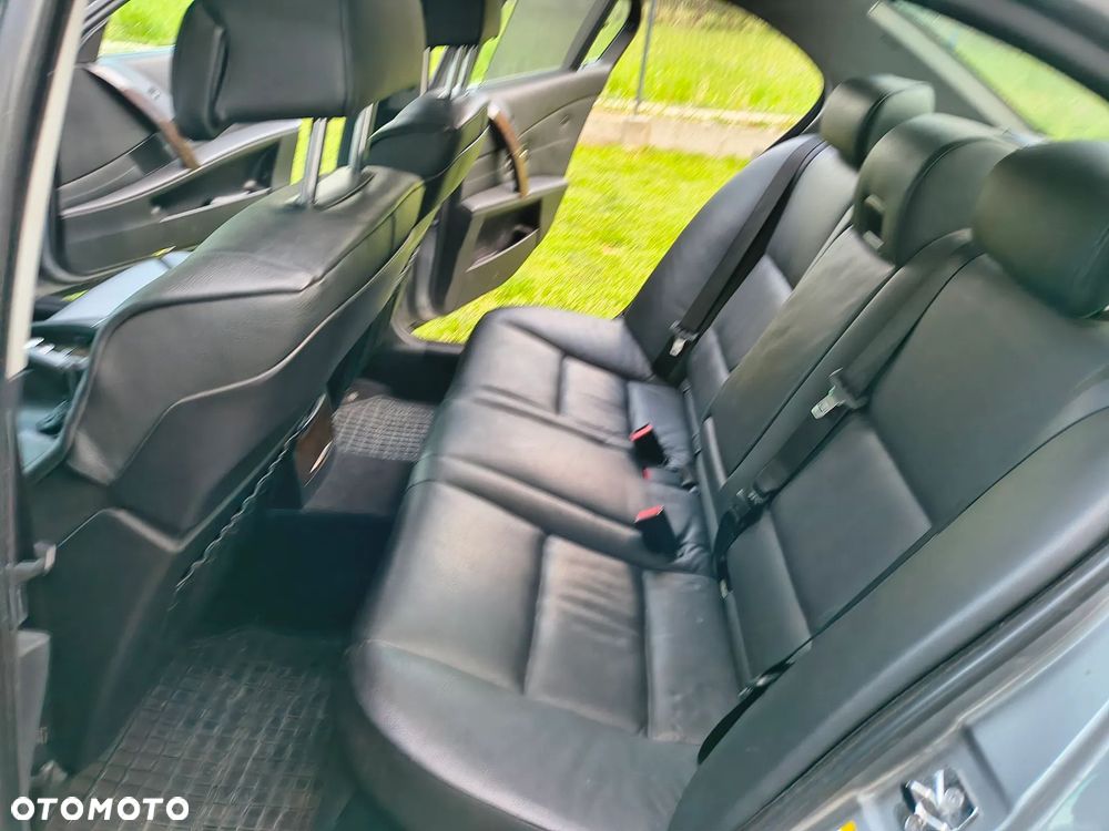 BMW Seria 5 - 18