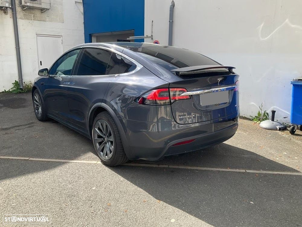 Tesla Model X 100D - 4