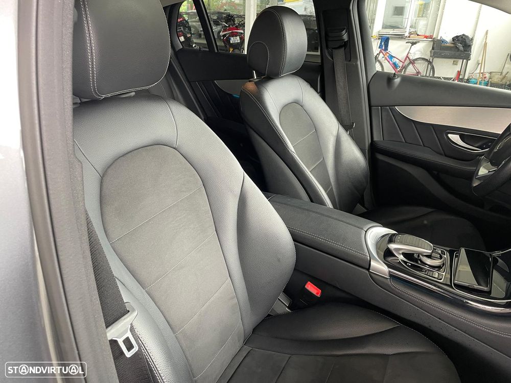 Mercedes-Benz GLC 250 d Coupé AMG Line 4-Matic - 28
