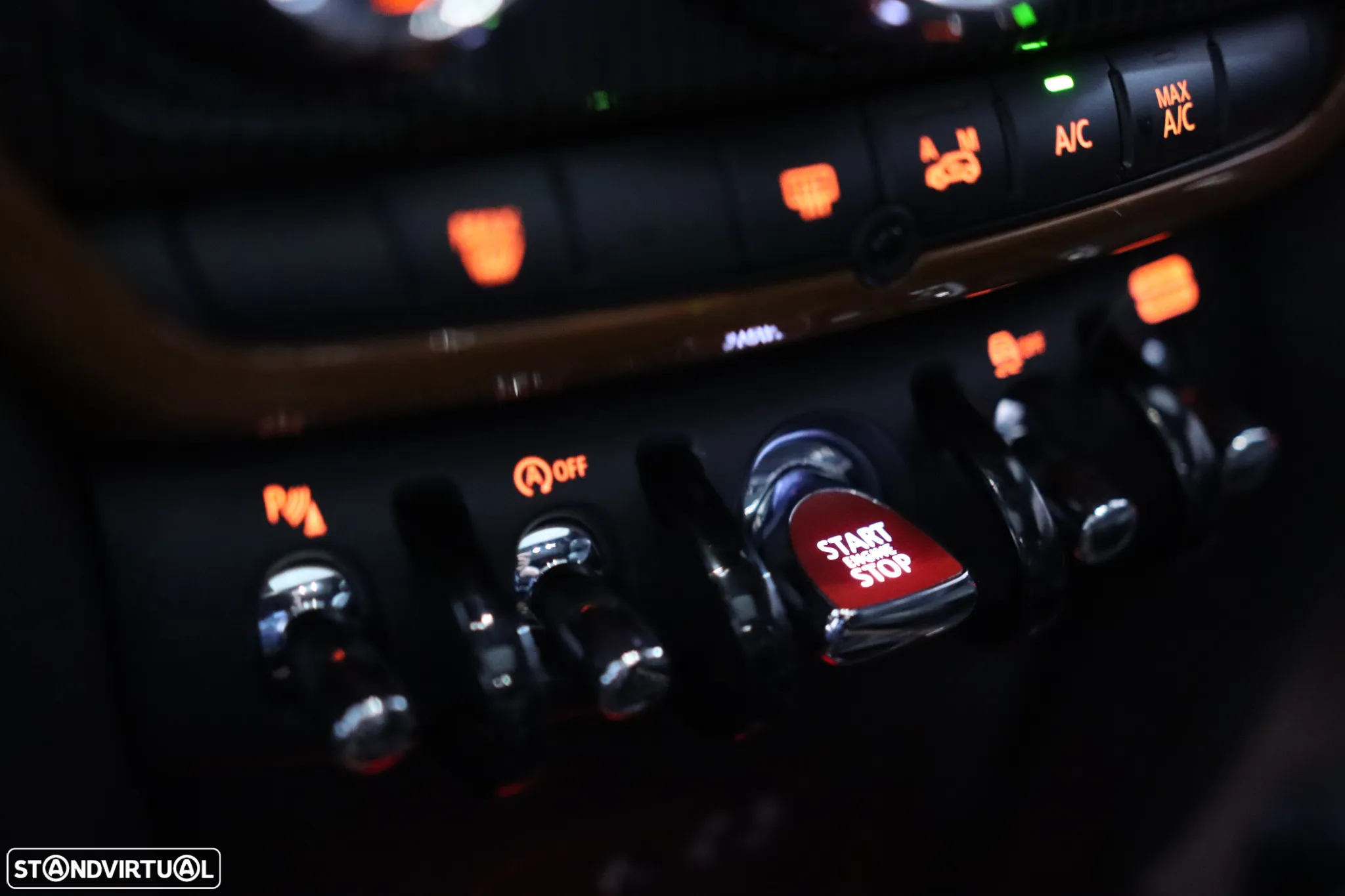 MINI Countryman Cooper SD Auto Desportiva - 12