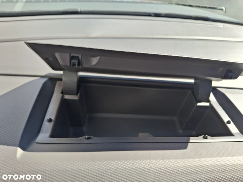 Volkswagen Multivan 2.0 TDI L2 Family DSG - 34