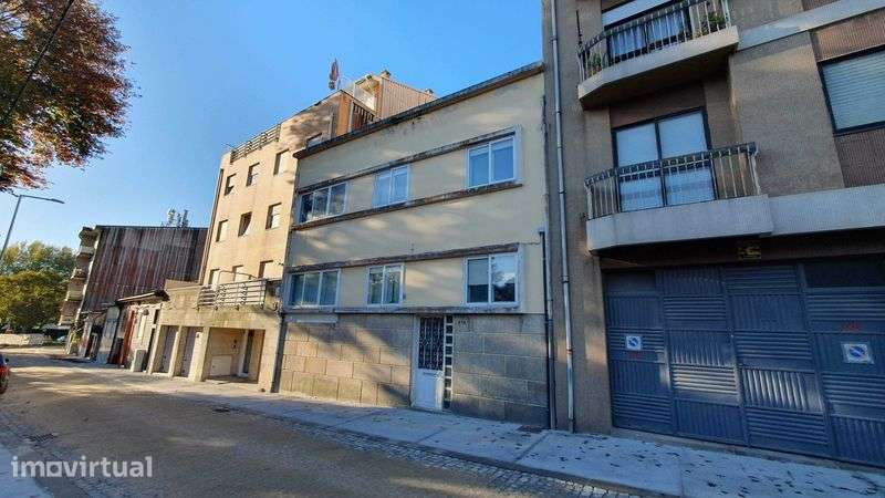 Moradia T4 em Ramalde, €595.000