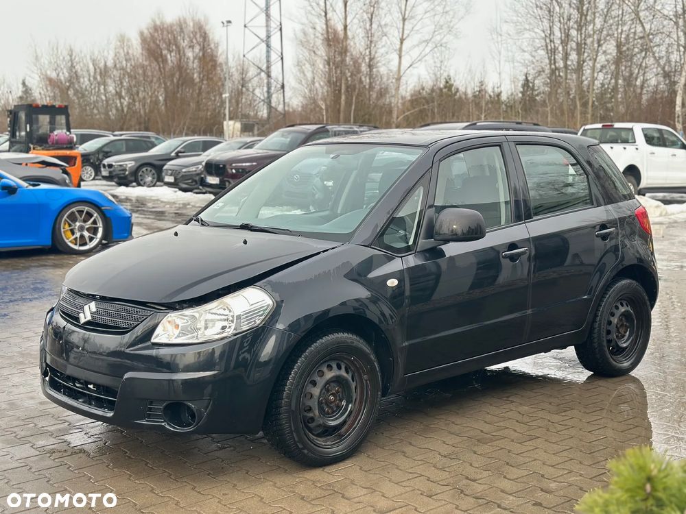 Suzuki SX4 - 3