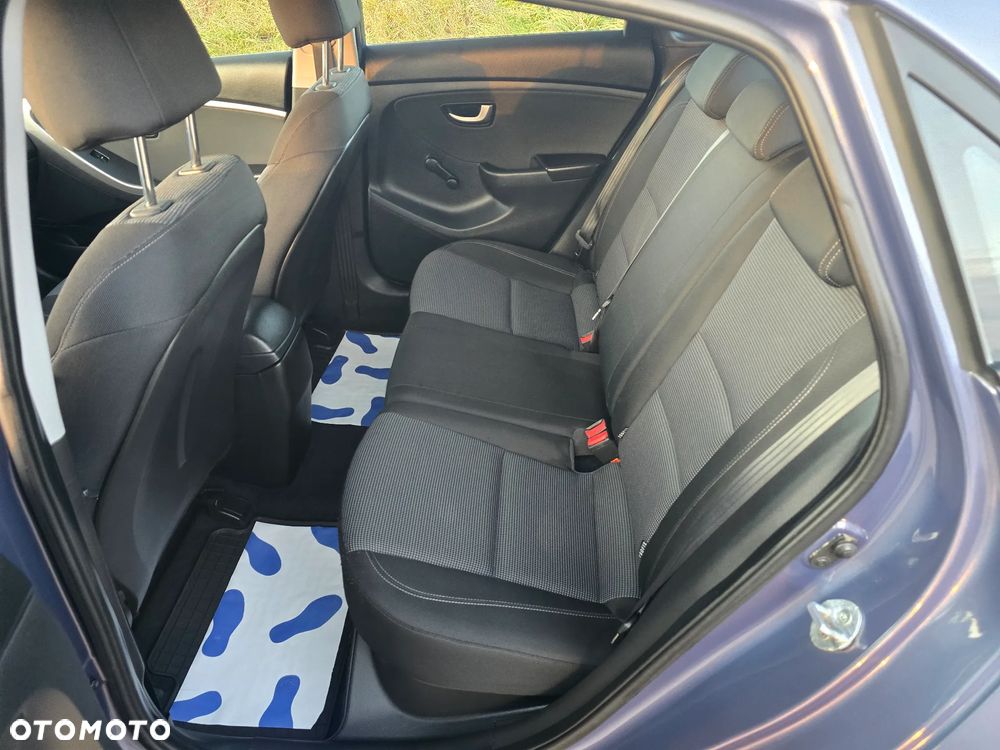 Hyundai i30 1.4 Comfort - 22